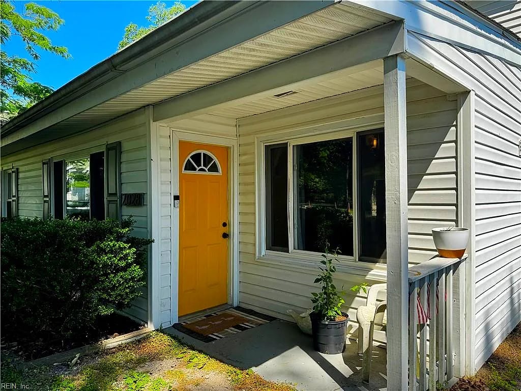2028 Kilby LN, Suffolk — 3 bed Residential, 1,100 sqft