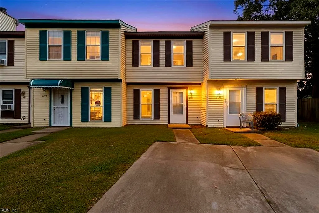 3705 Sugar Creek CIR, Portsmouth — 2 bed Residential, 915 sqft