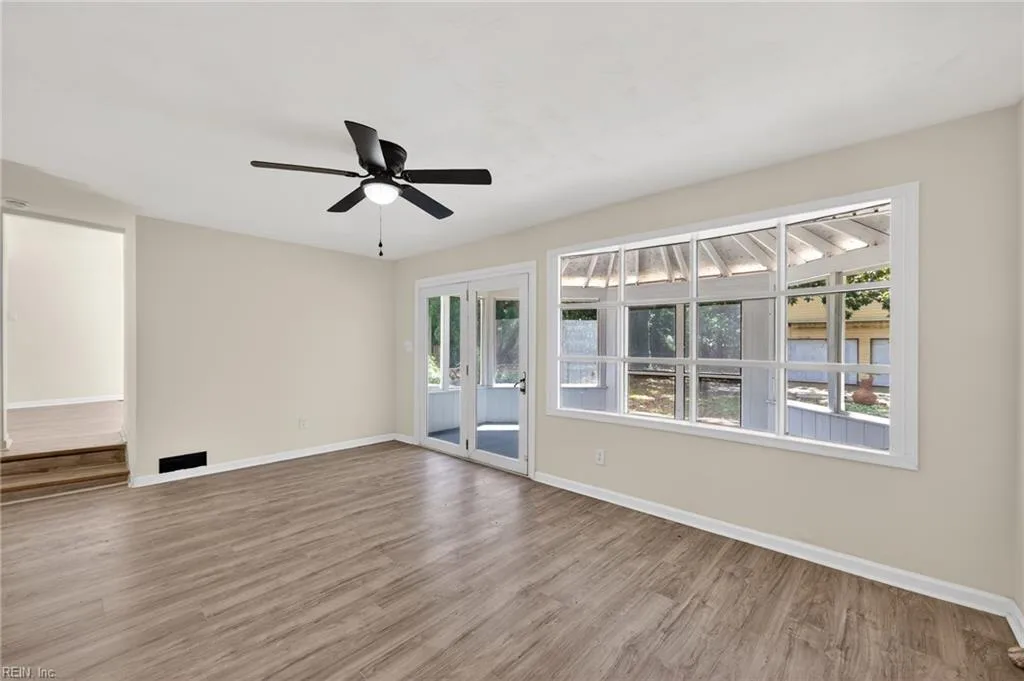 9418 Atwood Ave AVE, NORFOLK VA 23503 - Photo 5