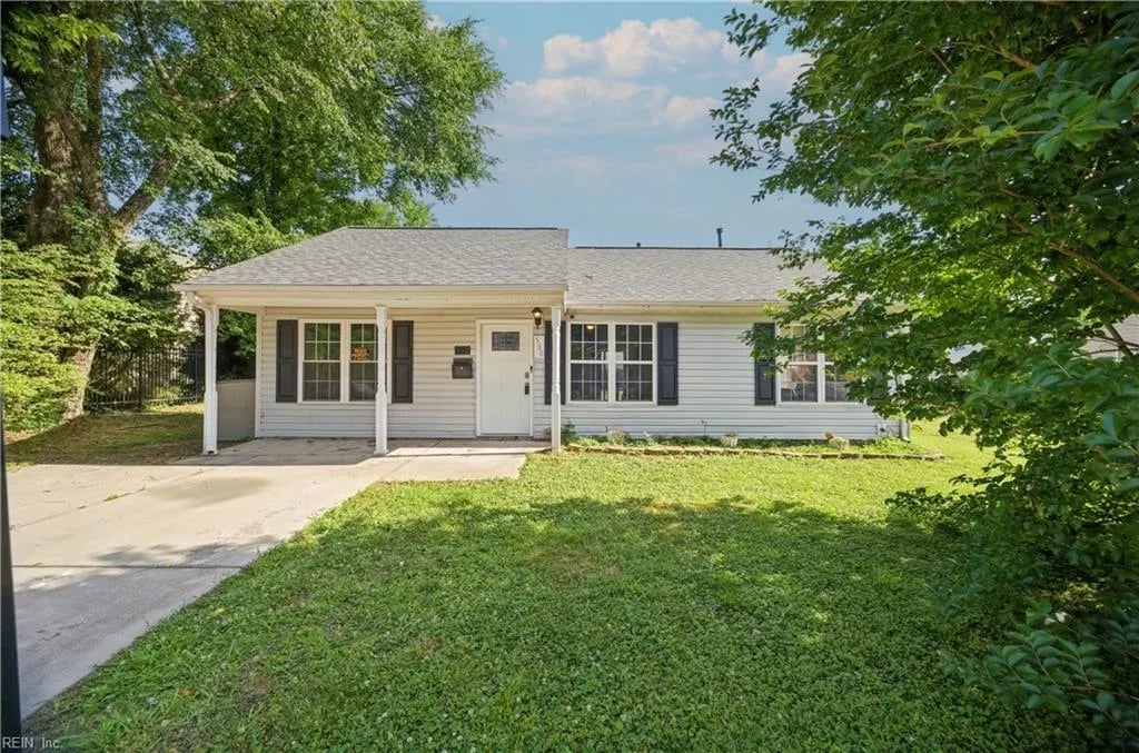 500 Osceola AVE, Suffolk — 3 bed Residential, 1,014 sqft