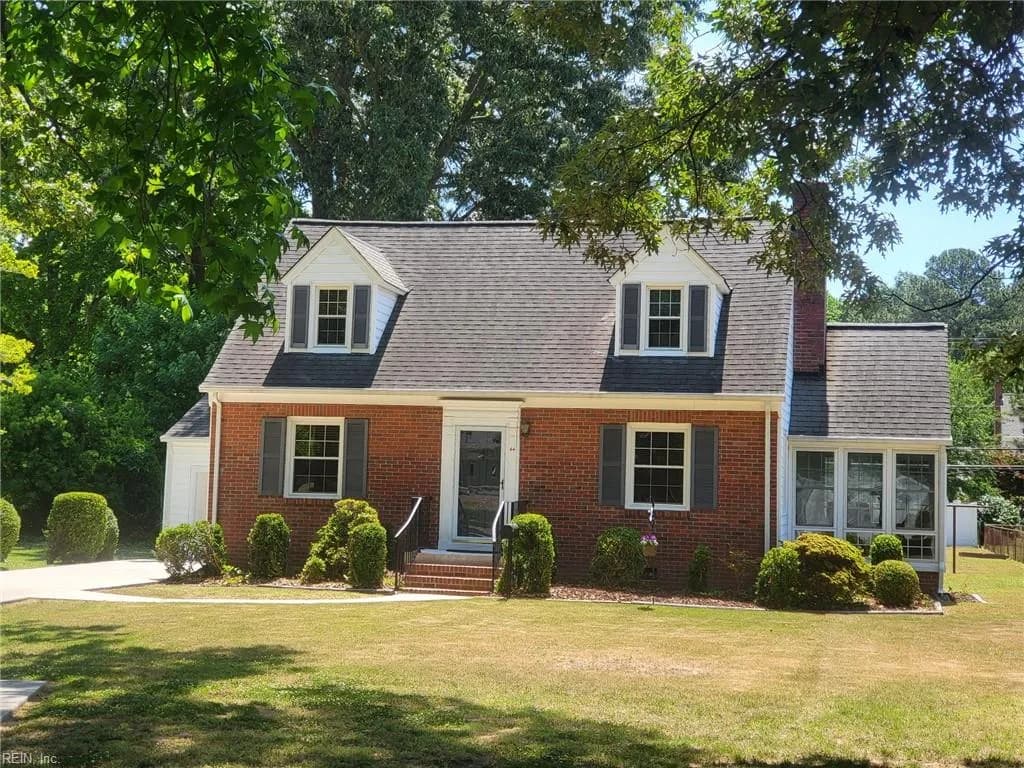 44 Cedar LN, NEWPORTNEWS VA 23601 - Photo 2