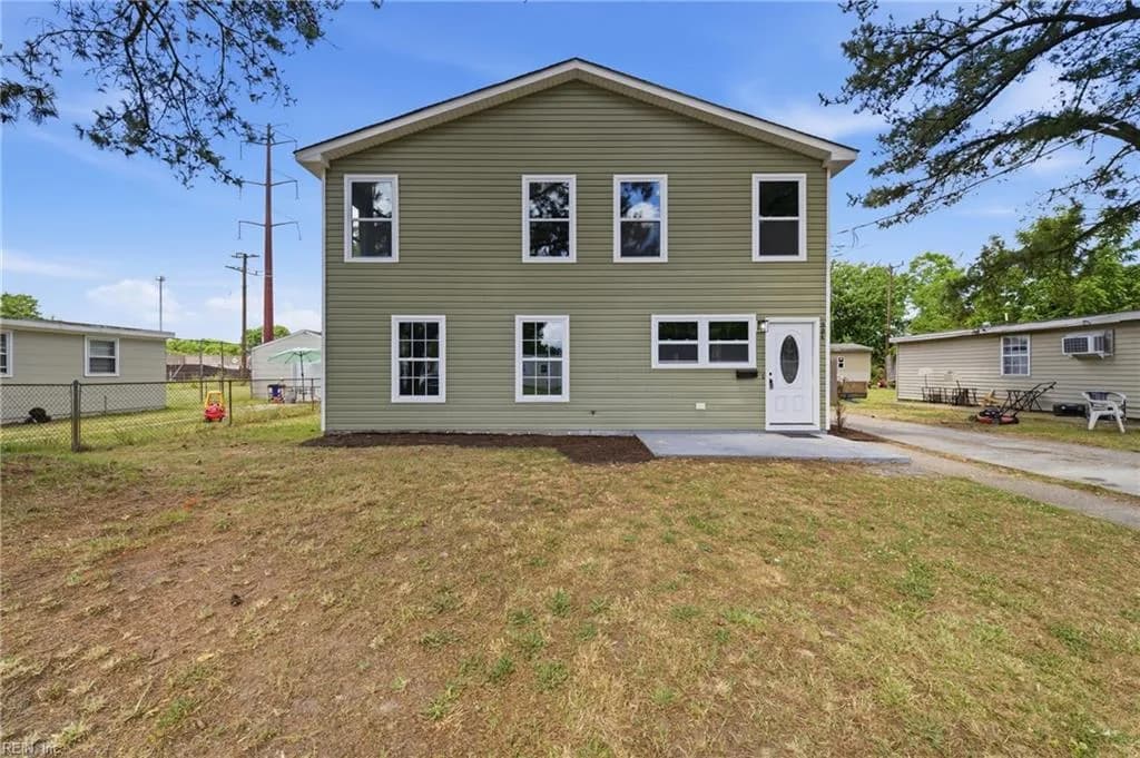 904 Bethel RD, CHESAPEAKE VA 23324 - Photo 3