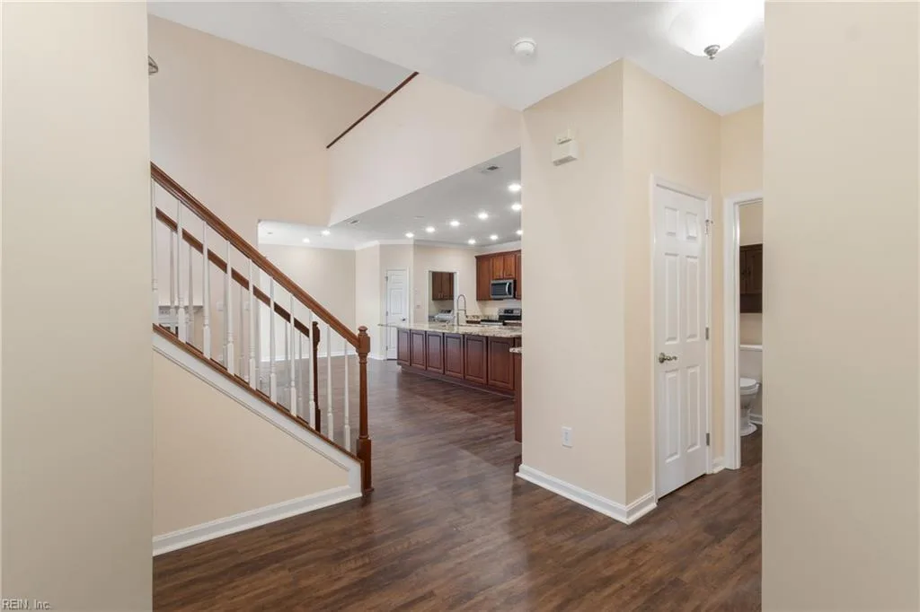 7187 Stokes DR, HAYES VA 23072 - Photo 4