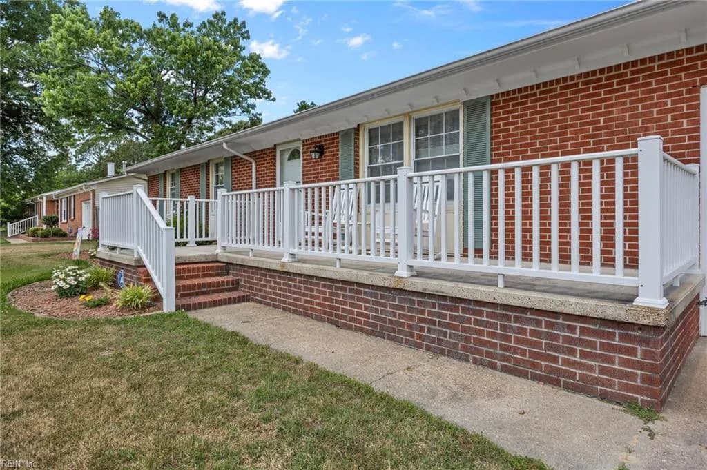 816 Gene CRES, CHESAPEAKE VA 23320 - Photo 5