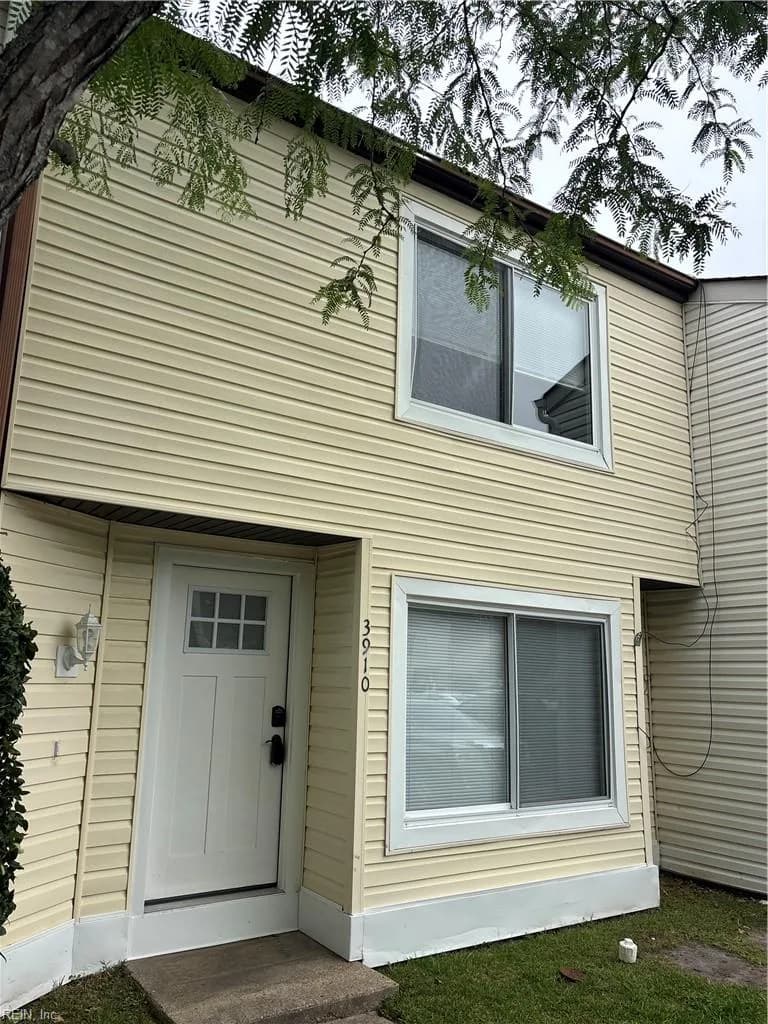 3910 Inverness RD, VIRGINIABEACH VA 23452 - Main photo