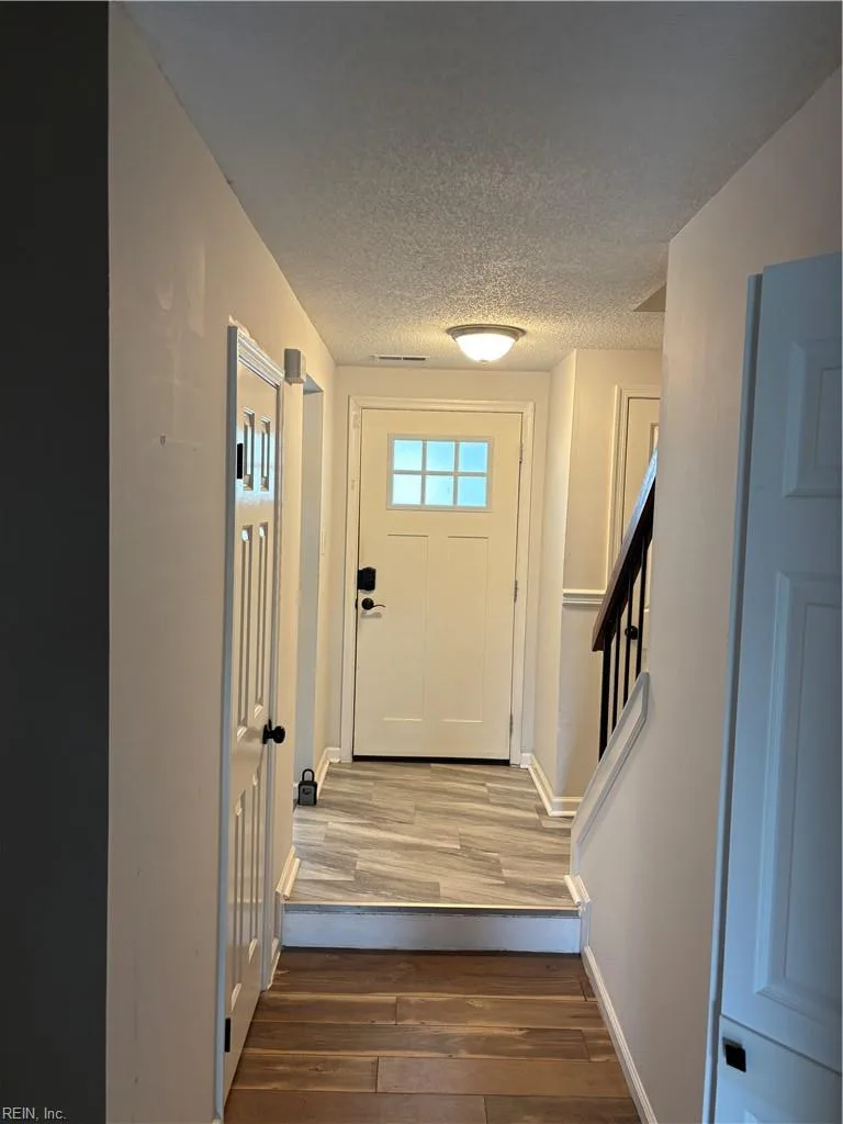 3910 Inverness RD, VIRGINIABEACH VA 23452 - Photo 3