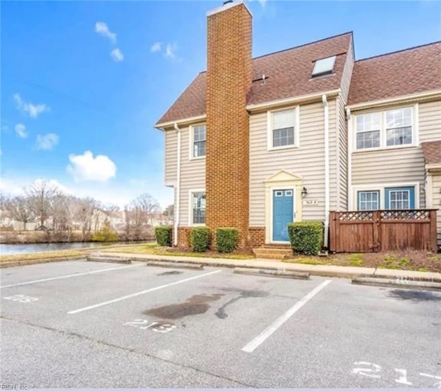 912 Saint Andrews RCH #A, CHESAPEAKE VA 23320 - Photo 2