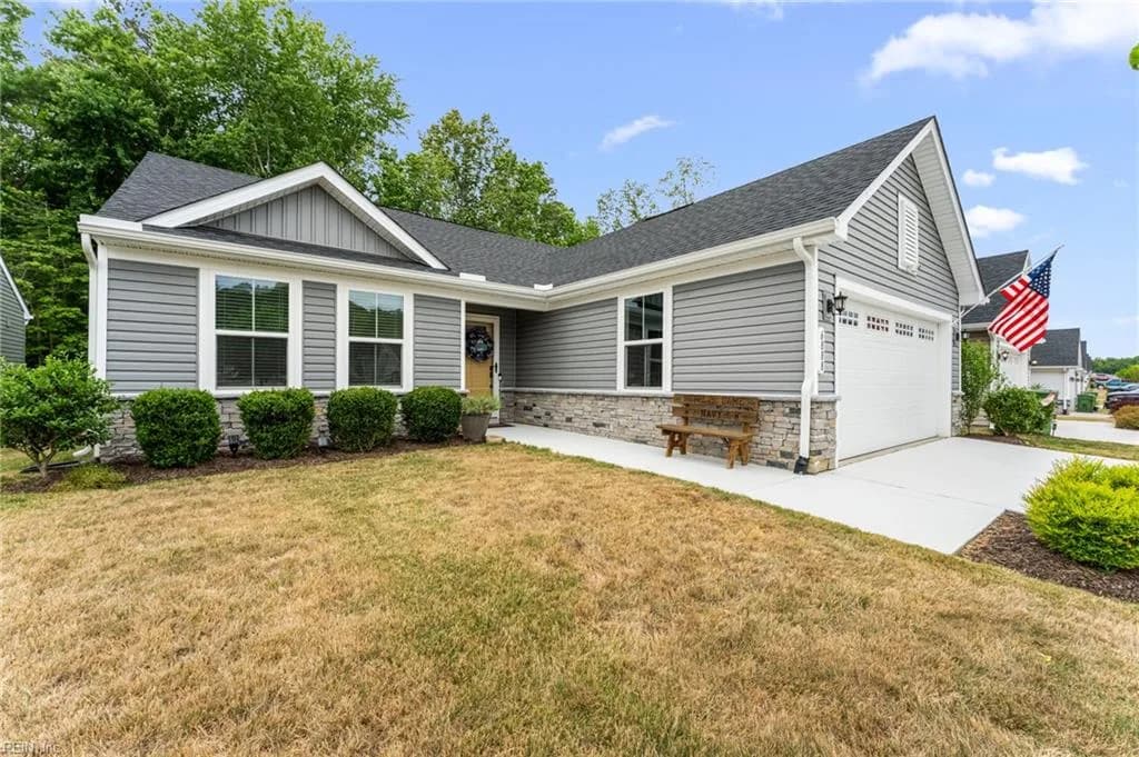 6888 Motley Landing DR, GLOUCESTER VA 23061 - Main photo