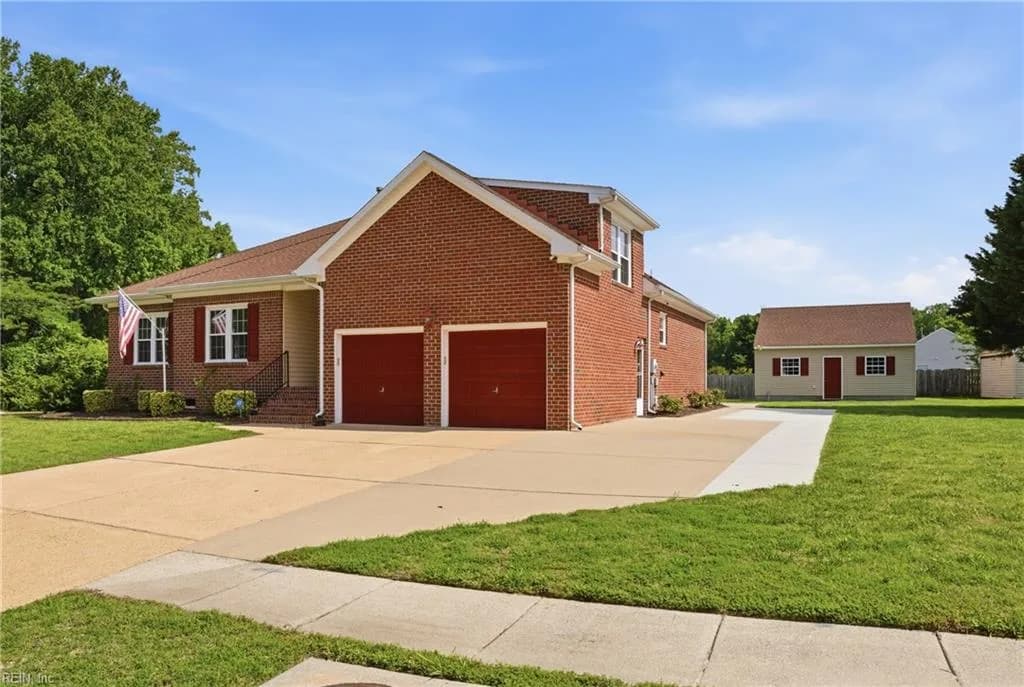 1501 Olde Mill Creek DR, SUFFOLK VA 23434 - Photo 4