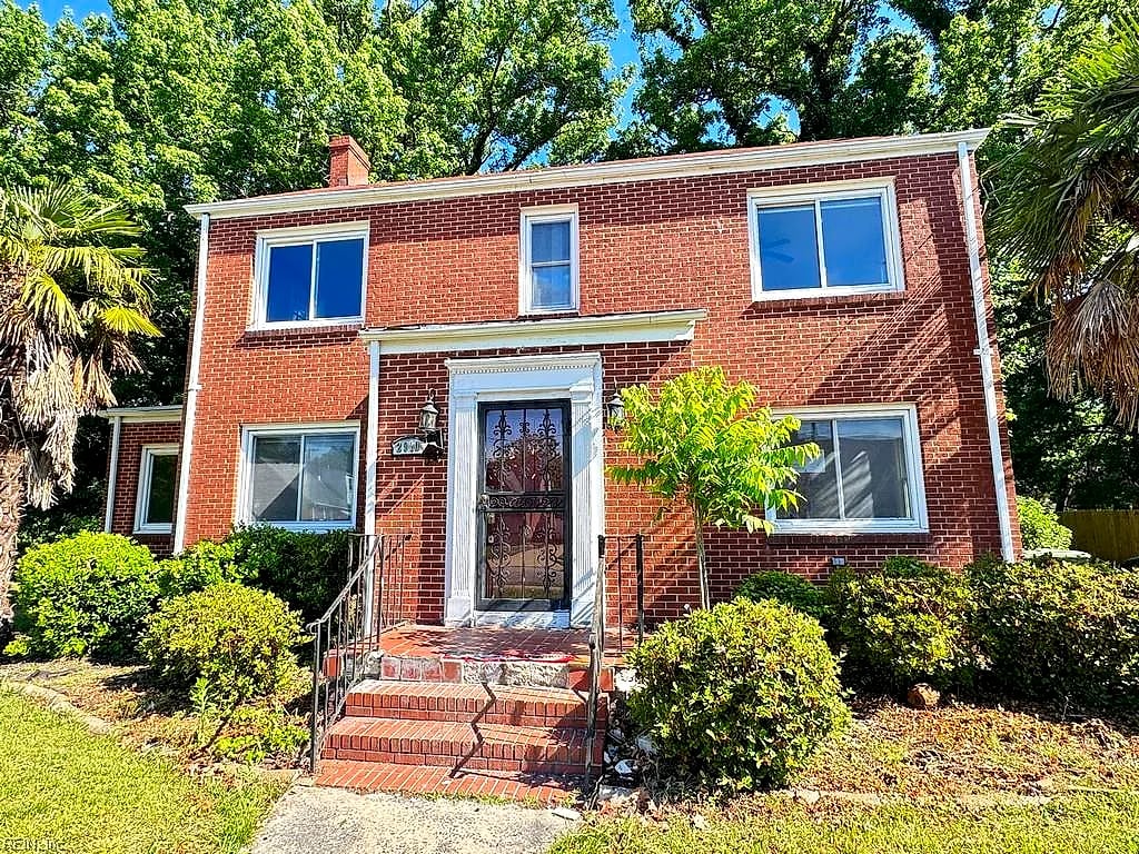 2910 Woodland AVE, NORFOLK VA 23504
