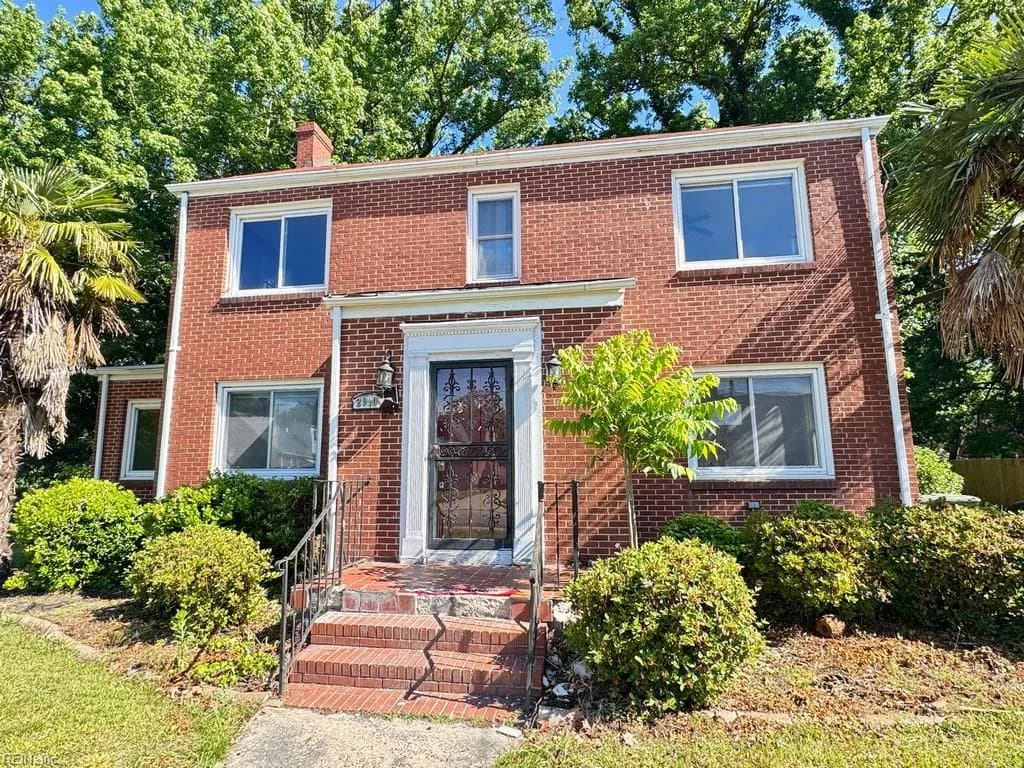 2910 Woodland AVE, NORFOLK VA 23504 - Photo 2