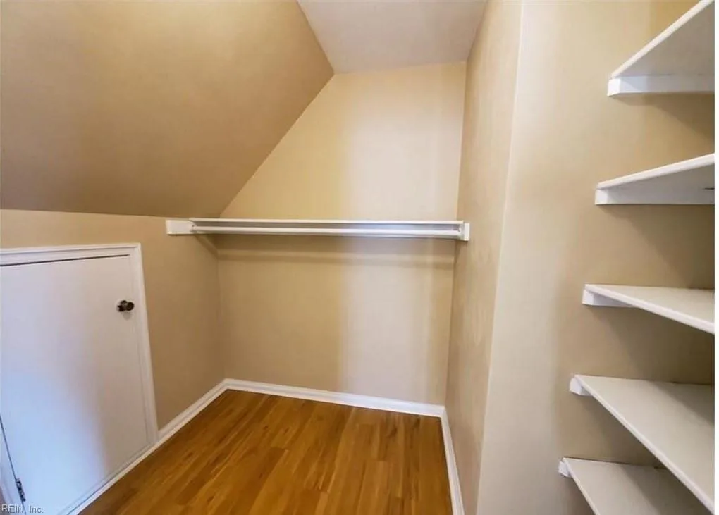 732 Norman WAY, CHESAPEAKE VA 23322 - Photo 4