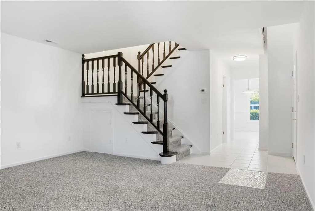 294 Eaton ST, HAMPTON VA 23669 - Photo 5