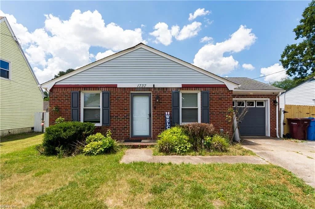 1737 Sparrow RD, CHESAPEAKE VA 23320 - Main photo