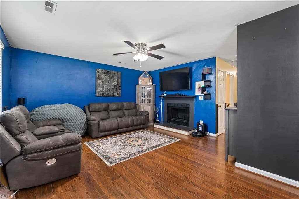 1737 Sparrow RD, CHESAPEAKE VA 23320 - Photo 5