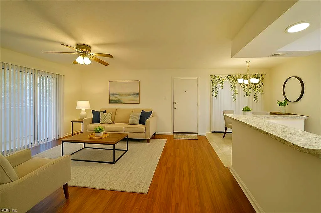 3 Davenport CT, Hampton — 2 bed Residential, 734 sqft