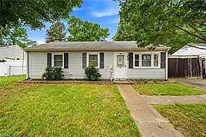 1003 Rollins CIR, HAMPTON VA 23663 - Photo 2