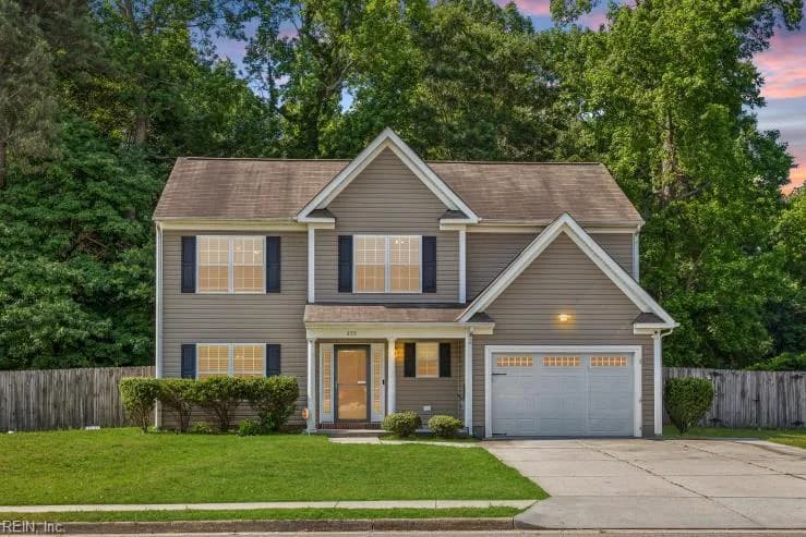 835 Burton ST, HAMPTON VA 23666 - Main photo