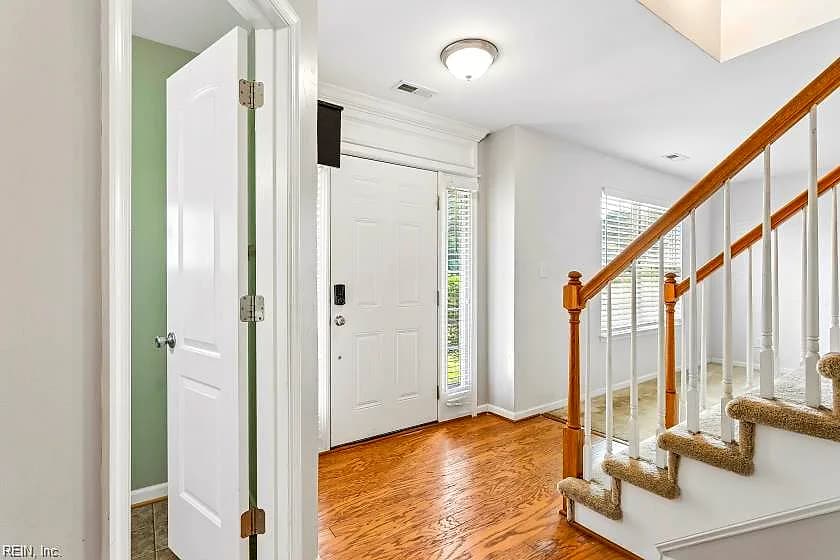 835 Burton ST, HAMPTON VA 23666 - Photo 3
