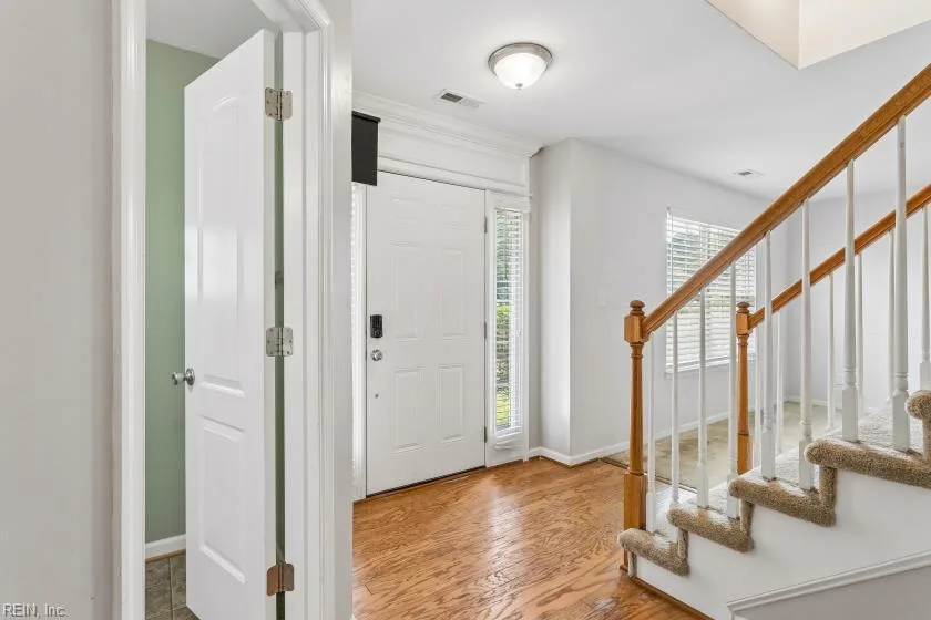 835 Burton ST, HAMPTON VA 23666 - Photo 3