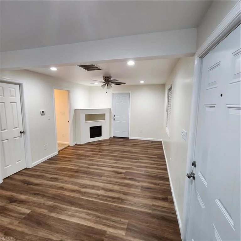141 N Palm AVE #B, VIRGINIABEACH VA 23452 - Photo 4