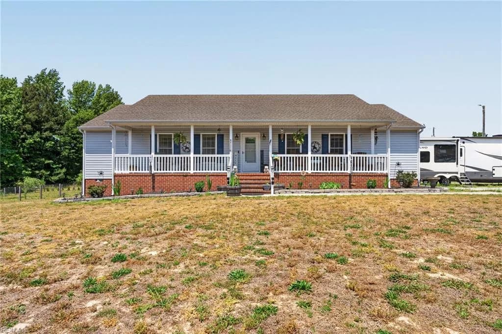 22441 Cabin Point RD, DISPUTANTA VA 23842 - Photo 2