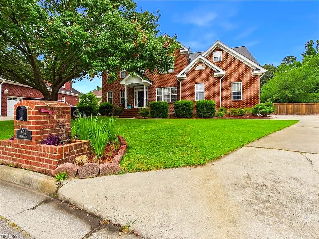 804 Chris CT, CHESAPEAKE VA 23322 - Main photo