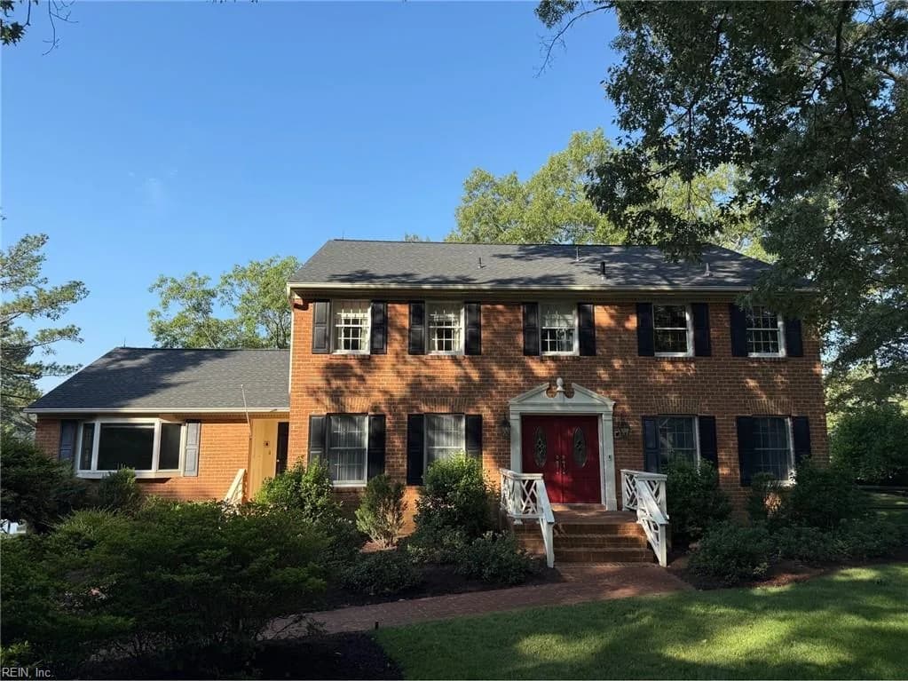 2033 Sunset PT, VIRGINIABEACH VA 23454 - Photo 2