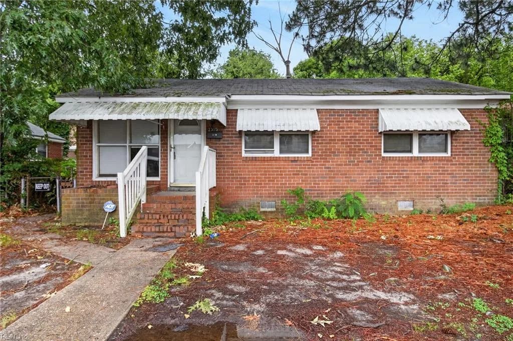 2315 Myrtle AVE, NORFOLK VA 23504 - Photo 2