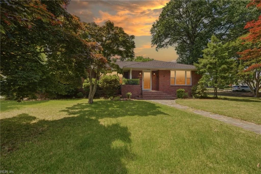7521 Shirland AVE, NORFOLK VA 23505 - Photo 2