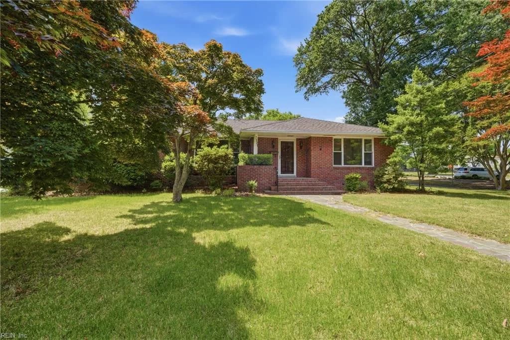 7521 Shirland AVE, NORFOLK VA 23505 - Photo 4