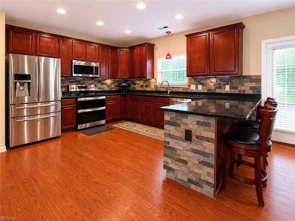2904 Tait TER, NORFOLK VA 23509 - Photo 5