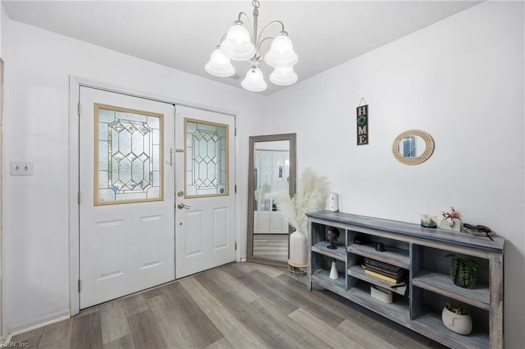 6105 Adelphi CIR, VIRGINIABEACH VA 23464 - Photo 4