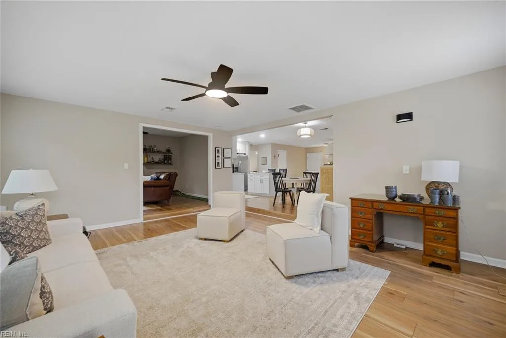 4908 Pimlico CIR, VIRGINIABEACH VA 23464 - Photo 4
