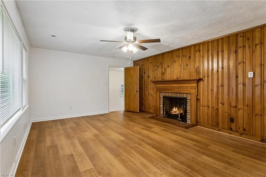 1 Westbrook DR, HAMPTON VA 23666 - Photo 5