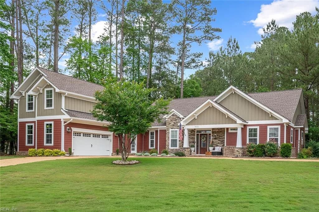 1400 Cypress Creek PW, SMITHFIELD VA 23430 - Photo 2