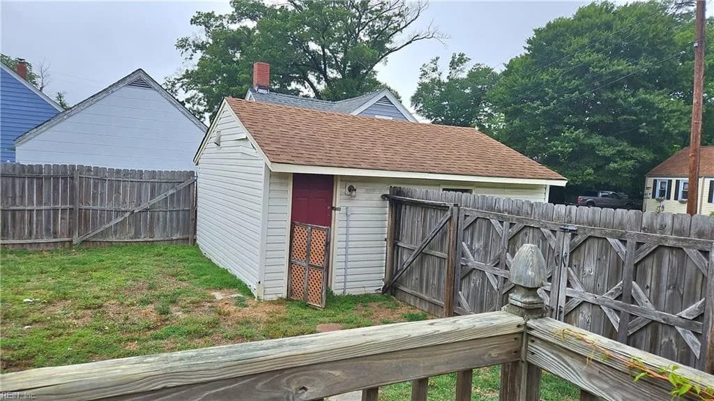100 Idlewood AVE, PORTSMOUTH VA 23704 - Photo 5