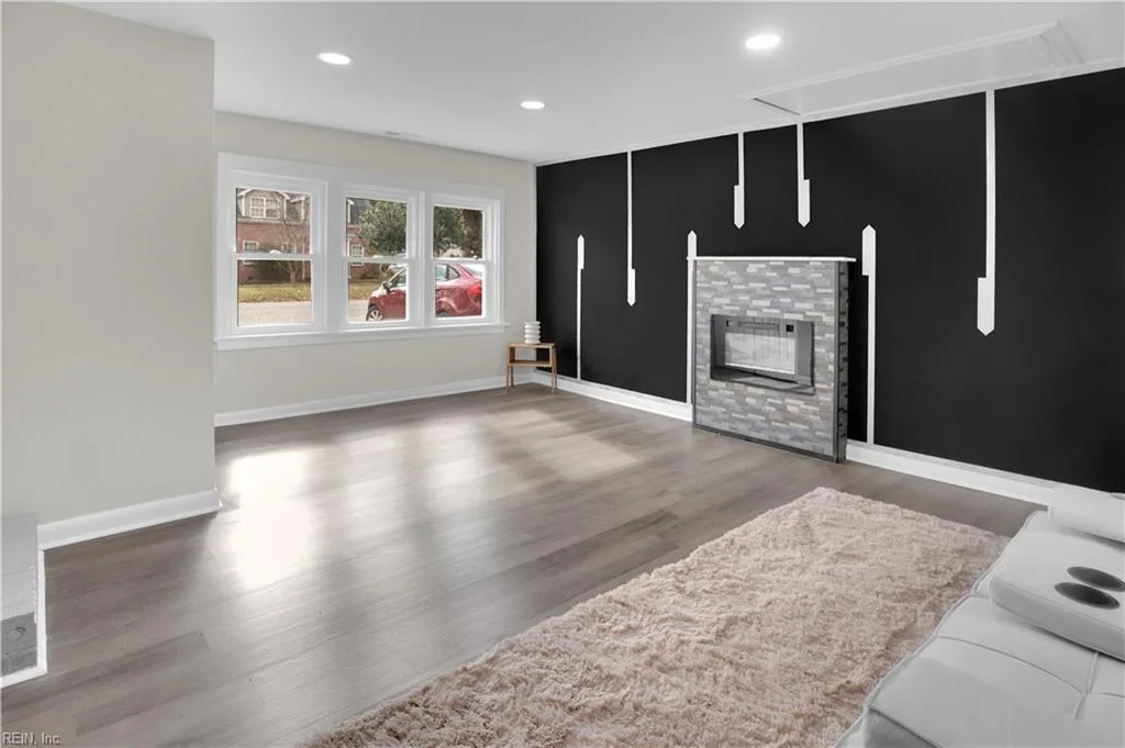 7 E Lewis RD, HAMPTON VA 23666 - Photo 4