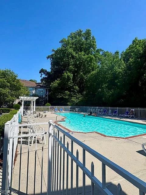 912 Southmoor DR #301, VIRGINIA BEACH VA 23455 - Photo 3