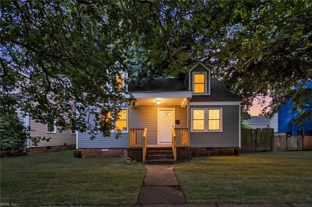 329 E Randall AVE, NORFOLK VA 23503