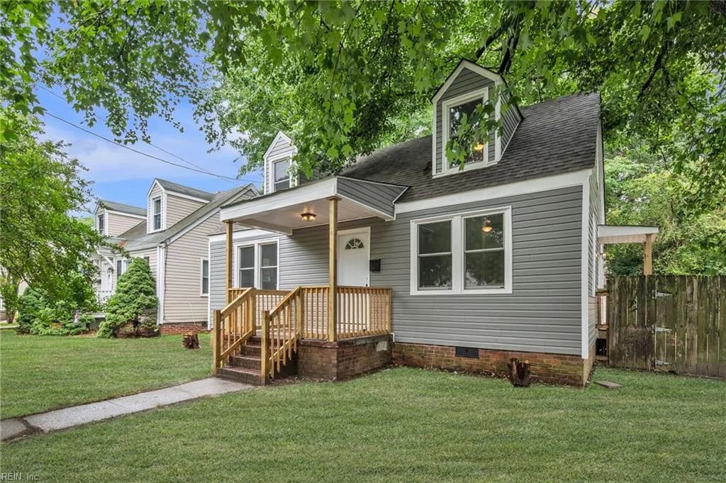 329 E E Randall AVE, NORFOLK VA 23503 - Photo 4