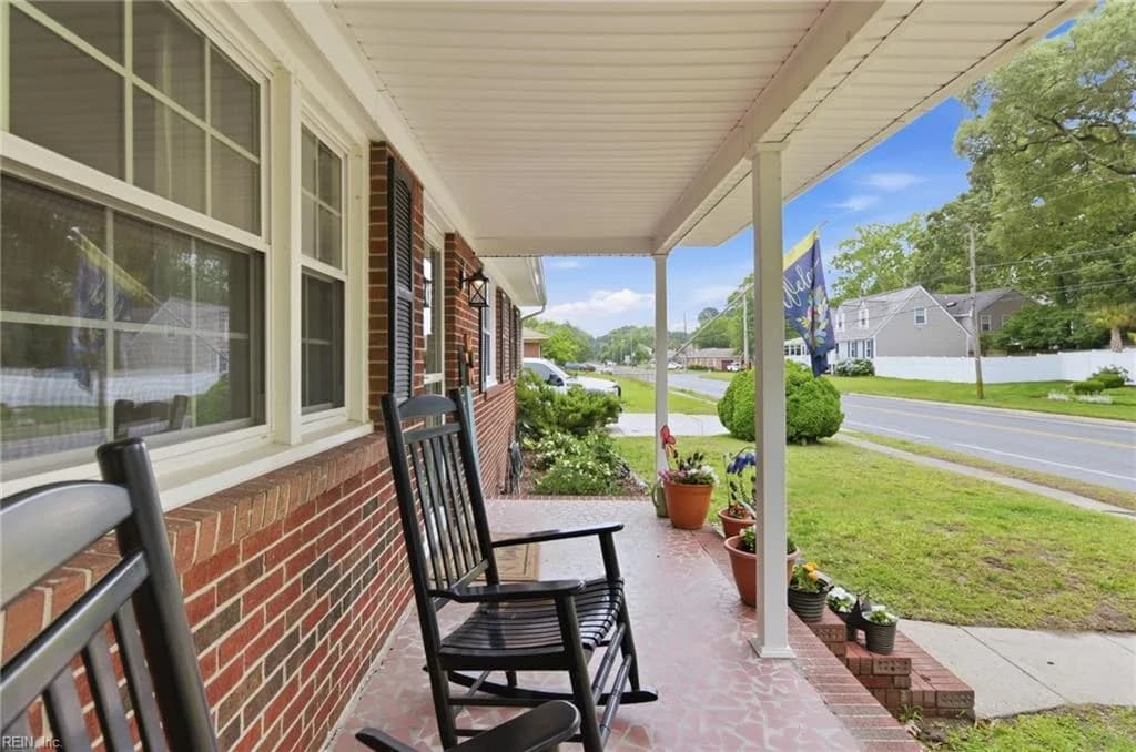 3700 Rokeby AVE, CHESAPEAKE VA 23325 - Photo 4