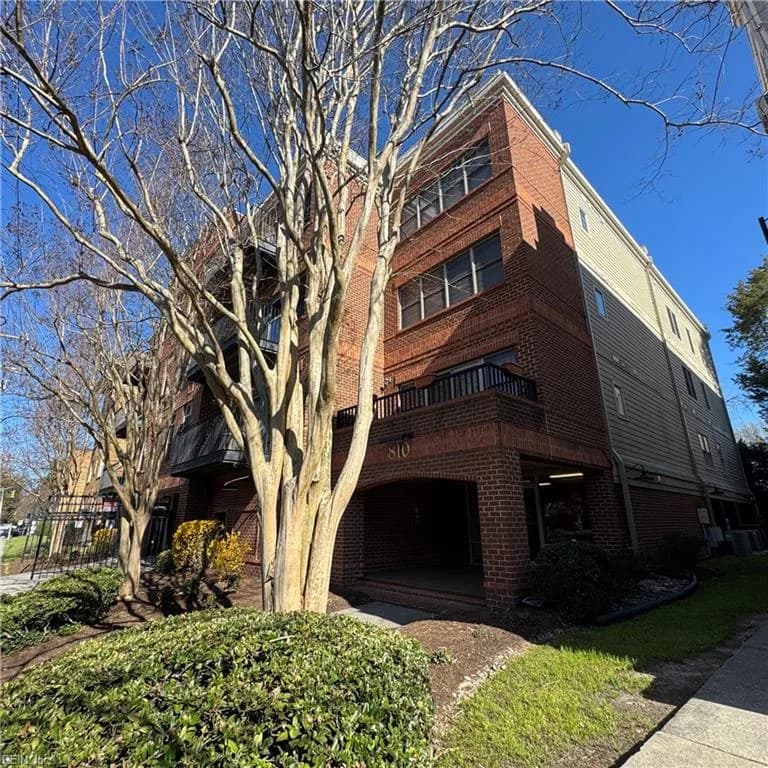 810 W Princess Anne RD #303, NORFOLK VA 23517 - Photo 5