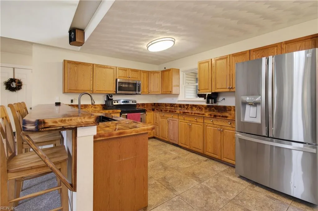 4172 Godwin BLVD, SUFFOLK VA 23434 - Photo 4