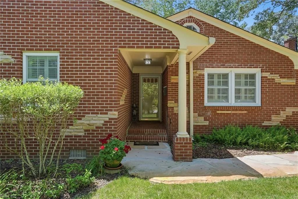 2809 N Kings RD, VIRGINIABEACH VA 23452 - Photo 3