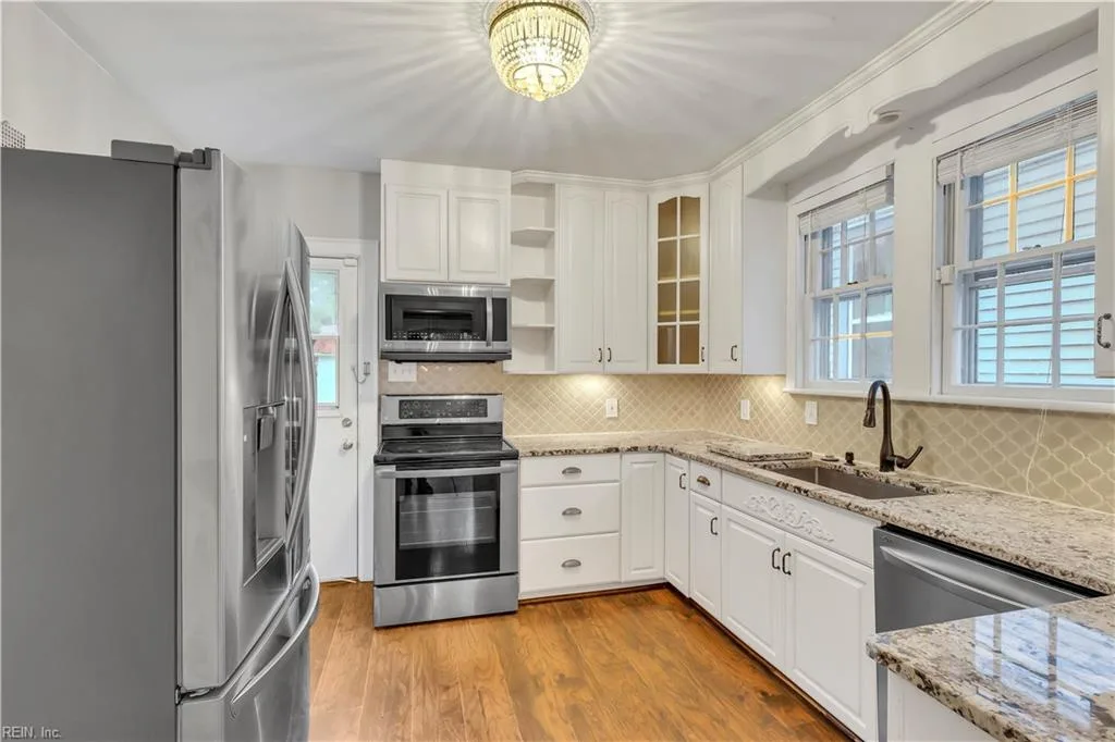 128 Mt Vernon AVE, PORTSMOUTH VA 23707 - Photo 4
