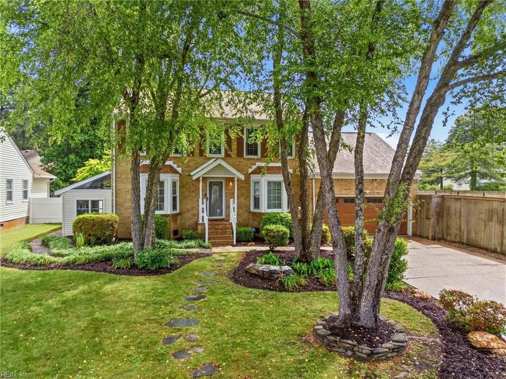 1000 Hollins College CT, VIRGINIABEACH VA 23455 - Photo 2