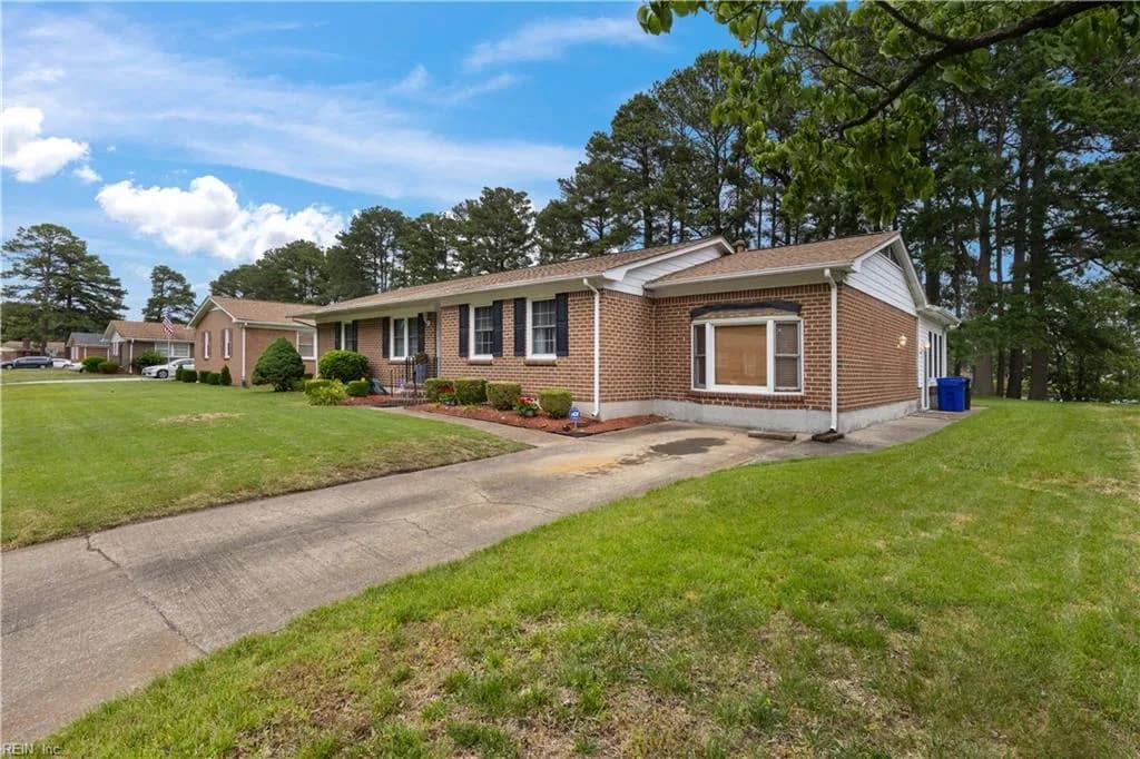 1116 Lakeview DR, PORTSMOUTH VA 23701 - Photo 4