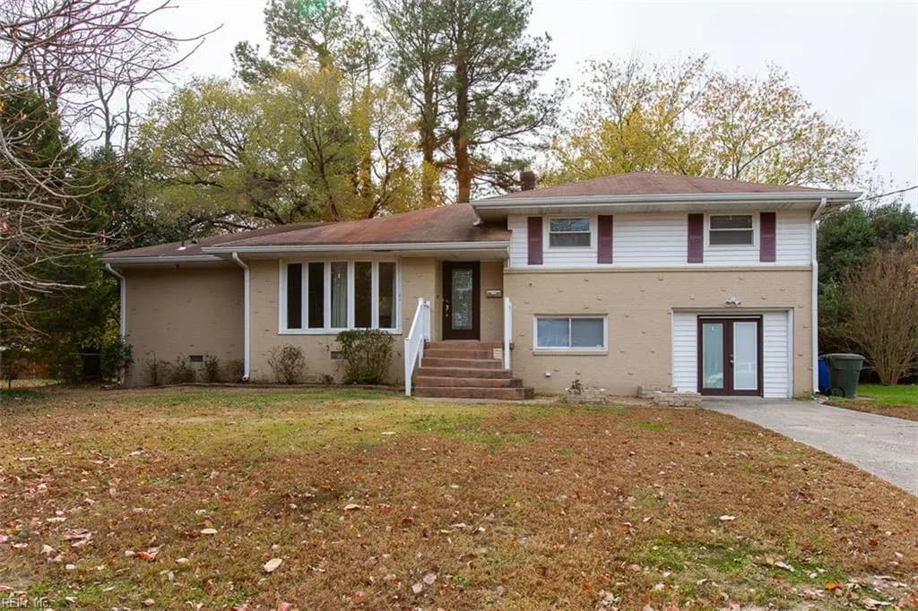 10 Warren DR, NEWPORT NEWS VA 23608 - Main photo