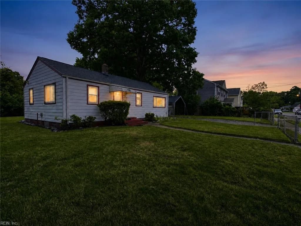 8045 Merritt ST, NORFOLK VA 23518 - Main photo